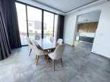 Girne Edremitte kiralık 4+1 villa