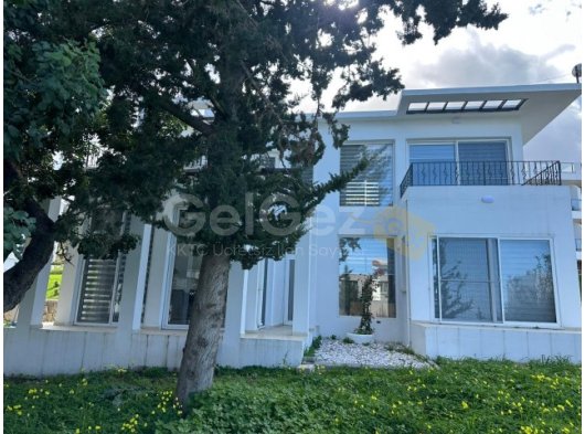 Esentepe deniz manzaralı kiralık 4+1 villa