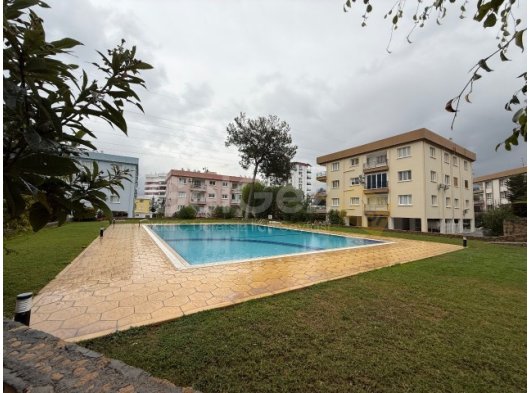 Girne merkezde Haci Ali sitesinde kiralık 3+1 daire