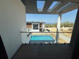 Girne Zeytinlikte kiralık eşyalı 4+1 sıfır villa