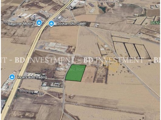 Lefkoşa/Mağusa Anayola 200 Metre Mesafede Çok Amaçlı Kullanabileceğiniz Bir Arazi