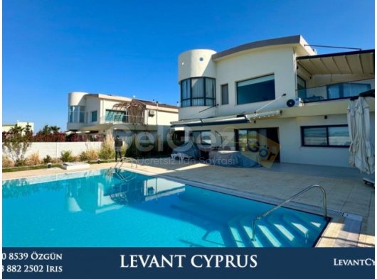 TATLISU'DA DENİZE SIFIR PROJEDE TESLİME HAZIR 1,000 M2 ARSA İÇİNDE 275 M2 KAPALI ALANA SAHİP, DENİZ MANZARALI MUHTEŞEM ÖZEL HAVUZLU MÜSTAKİL VİLLA.