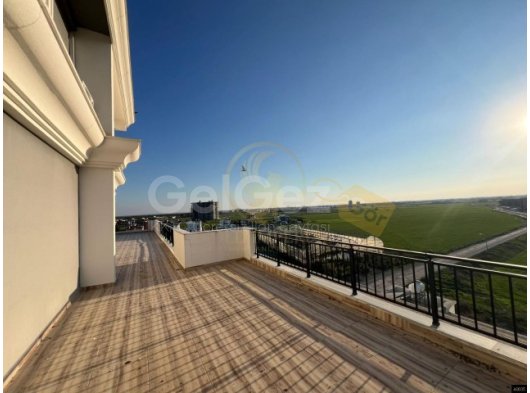 Satılık 3+1 Penthouse - İskele Long Beach