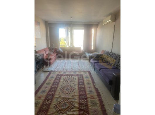 MAĞUSA MERKEZDE ANA CADDE ÜZERİNDE SATILIK 2+1 DAİRE