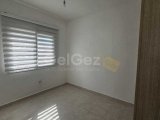 Magusa/saklıkentte satılık 2+1 daire 80 m2 85,000 £ esdeger kocan /ortak kullanım havuzu/3150 tl ayda aidatı vardır. zemin katta satılık bina