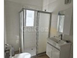 Magusa/saklıkentte satılık 2+1 daire 80 m2 85,000 £ esdeger kocan /ortak kullanım havuzu/3150 tl ayda aidatı vardır. zemin katta satılık bina