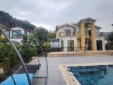 Alsancakta havuzlu kiralık 3+1 villa