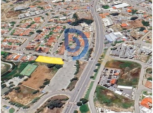 Ortaköy Merkezinde 3 Kat İmarlı Arsa