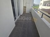 Çanakkale bölgesinde 2+1 eşyasız kiralık daire 500 $ dan 6 ay ödemeli 1 depozıt+1 komısyon daıre 1.katta esyasız olarak kıralıkdır.