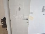 Çanakkale bölgesinde 2+1 eşyasız kiralık daire 500 $ dan 6 ay ödemeli 1 depozıt+1 komısyon daıre 1.katta esyasız olarak kıralıkdır.