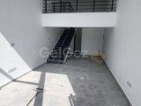 SENDELİ KIRALIK DÜKKAN MAĞUSA LARNAKA YOLU ANA YOL ÜZERİ 75 M2 EŞDEĞER KOÇAN KIRASI 1200 £ EN AZ 6 AY ODEME 1 DEPOZIT 1 KOMISYON AYRINTILAR İÇİN LÜTFEN ARAYIN 0