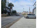 SENDELİ KIRALIK DÜKKAN MAĞUSA LARNAKA YOLU ANA YOL ÜZERİ 75 M2 EŞDEĞER KOÇAN KIRASI 1200 £ EN AZ 6 AY ODEME 1 DEPOZIT 1 KOMISYON AYRINTILAR İÇİN LÜTFEN ARAYIN 0