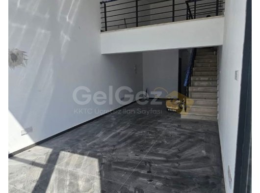 SENDELİ KIRALIK DÜKKAN 3 AY ÖDEME/6 AY ÖDEME İMKANI MAĞUSA LARNAKA YOLU ANA YOL ÜZERİ 60 M2 EŞDEĞER KOÇAN KIRASI 1000 £ EN AZ 6 AY ODEME 1 DEPOZIT 1 KOMISYON AY