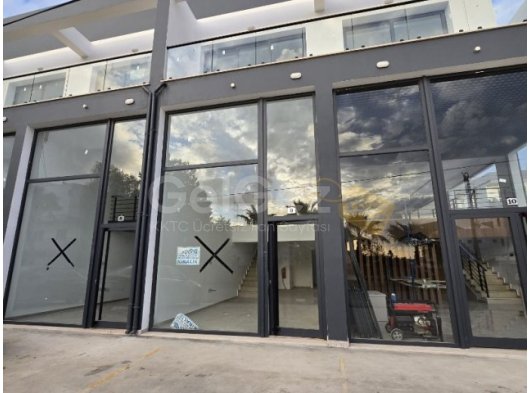 MAGUSA CANAKKALE BOLGESINDE SENDELI KIRALIK DUKKANLAR WC+MUTFAK EN İŞLEK CADDE 1200 POUNDDAN 3KİRA+1DEPOZIT+1KOMISYON *EN AZ KİRALAMA 3 AY*