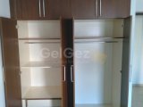 MAĞUSA GÜLSEREN BÖLGESİNDE 3+1 KİRALIK DAİRE EŞYALI 140 M2 550 £ DEN 6 AY ÖDEMELİ 1 DEPOZIT 1 KOMISYON AİDAT AYDA 500 TL 2.KATTA