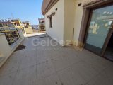 Yeni boğaziçinde Satılık 3+1 penthouse 14 yıllık bina full eşyalı 220 m2 geniş teras 2 wc 1 banyo 1 duş 1 kiler eşdeğer koçan 130.000 £