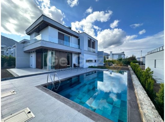 Girne Alsancak; Escape Plaj Civarı, 4+1 Lüx Villa. EŞYASIZ!