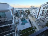 Girne Merkez; Ortak Havuzlu Sitede, Dağ Deniz Manzaralı, Eşyalı 1+1 Residance
