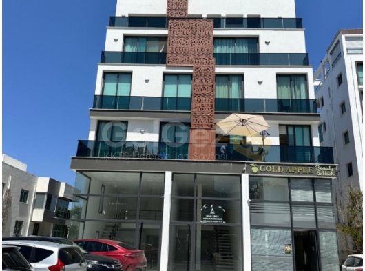 Girne Merkez; Market, Eczane, Güzellik Merkezi, Mağaza, Ofis vs.. Olmaya Müsait, Sendeli, Bodrumlu İş Yeri. Takasa Açık !