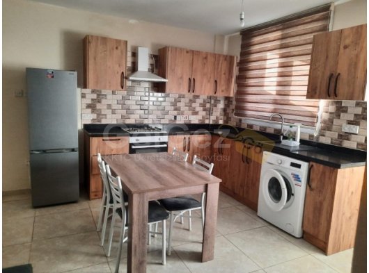 Lefkoşa Gönyeli ; Full Eşyalı , Tüm Olanaklara Yürüme Mesafesinde !