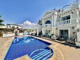 Girne Çatalköy; Muhteşem Manzaralı, Jakuzili, Bahçeli, Lüks  FIRSAT Villa ! 6 Aylık Ödeme Planı !