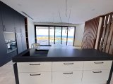 Girne Karmi; Panoramik Manzaralı, Prestijli Villa. Denize Karşı Uyanın !