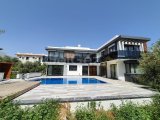 Girne Zeytinlik; Ultra Lux, Dağ Deniz Manzaralı, TÜRK KOÇANLI, Jakuzili Villa. Takasa Açık !