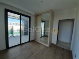 Girne Merkez; Dağ Deniz Manzaralı Penthouse