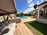 Girne Karşıyaka; Özel Dekore Edilmiş Villa