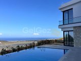 Girne Karmi; Eşsiz Manzaralı, Ultra Lüx, Asansörlü Villa