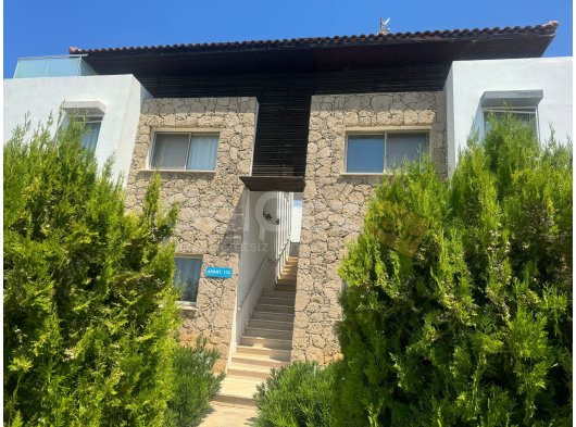 MAĞUSA TATLISU’DA SWEETWATER BAY SİTESİNDE SATILIK 3+1 DAİRE