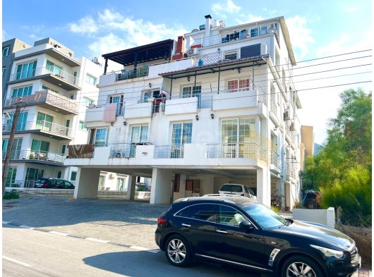 GİRNE MERKEZDE SATILIK 2+1 DAİRE