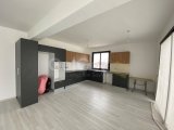 Alsancak yeni sitede satılık sıfır 3+1 penthouse