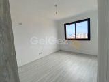 Alsancak yeni sitede satılık sıfır 3+1 penthouse