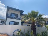 Alsancakta deniz manzaralı en yüksek kalitede yapılmış satılık 4+1 villa