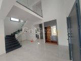 Girne Zeytinlikte deniz manzaralı satılık 4+1 villa
