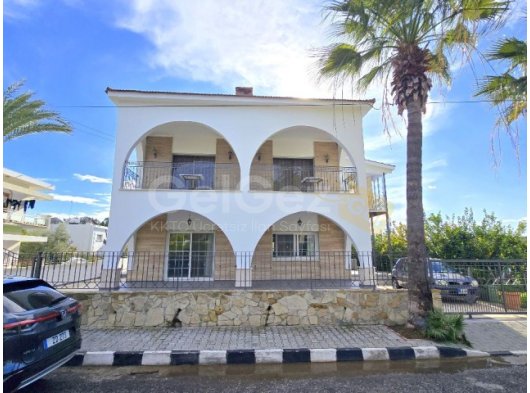 Nezih Bir Mahallede Kiralık ve Eşyalı 3 Yatak Odalı Zemin Kat Ev