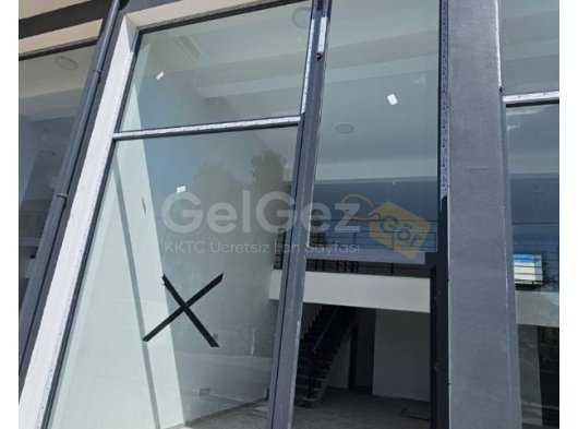 MAĞUSA İLARMA YA YAKIN AYLUGA BÖLGESİNDE SATILIK SENDELİ DÜKKAN 67.5 M2 135,000 £ EŞDEĞER KOÇAN WC+MUTFAK