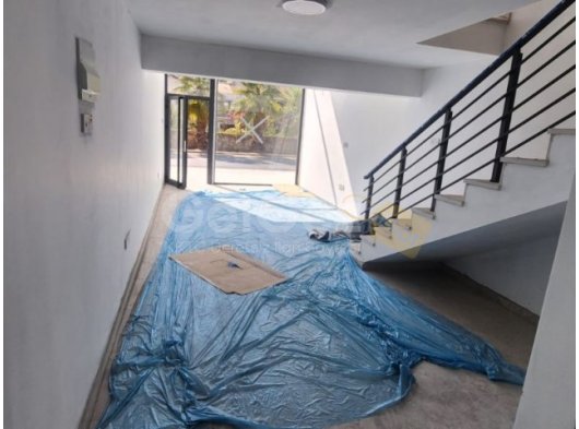 KİRALIK SENDELİ WC VE MUTFAKLI DÜKKAN 1300 £'DAN  AYLIK ÖDEMELİ + DEPOZİT + KOMİSYON