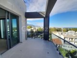 Girne Bölgesi Merkezde 2+1 Deniz Manzaralı Penthosue Daire Satılık