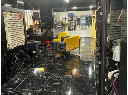 Lefkoşa Göçmenköy Bölgesinde Fuar Işıklarına Yakın 450 m2 Bodrum Katı Kiralık