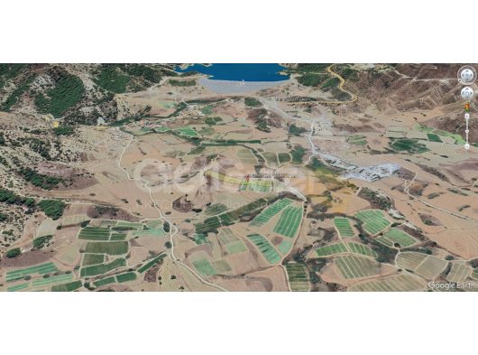 Girneye Bağlı Çamlıbel Bölgesinde Geçitköy Barajı Karşısı 16 Dönüm Arazi Satılık