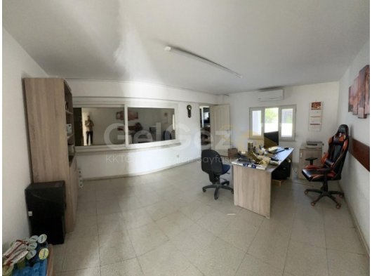 Lefkoşa Sanayi Bölgesinde 1.000 M2 Depo Kiralık