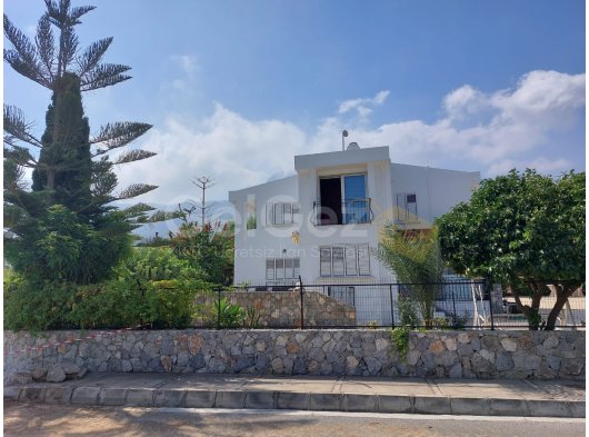 ÇATALKÖY'DE 3+1 FIRSAT VİLLA