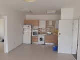 SAKLIKENTTE SATILIK 2+1 ZEMİN KAT DAİRE 80 M2 85000 £ EŞDEĞER KOÇAN