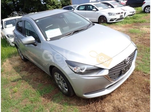 Mazda 2 2021 model 1.5 benzin plakasız