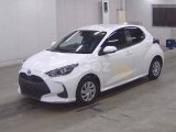 Yaris 1.5 hibrid 2021 model