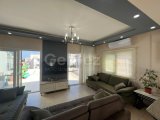 GİRNE MERKEZ NAZENDE YANI TÜRK KOÇANLI PENTHOUSE EŞYASIZ 3+1 SATILIK DAİRE