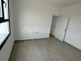 Beyaz eşyalı havuzlu site içerisinde asansörlü binada 1+1 hazır daire