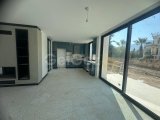 GİRNE ALSANCAK'TA MODERN İKİZ VİLLA